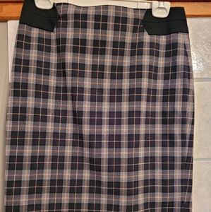 Pencil skirt, The Limited. Size 4, Black plaid